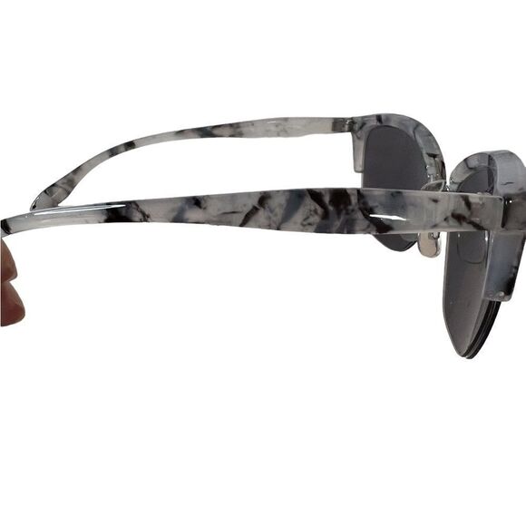 Black smoky marble arm with silver mirrored Cat Eye Sun Glasses - Picture 3 of 5